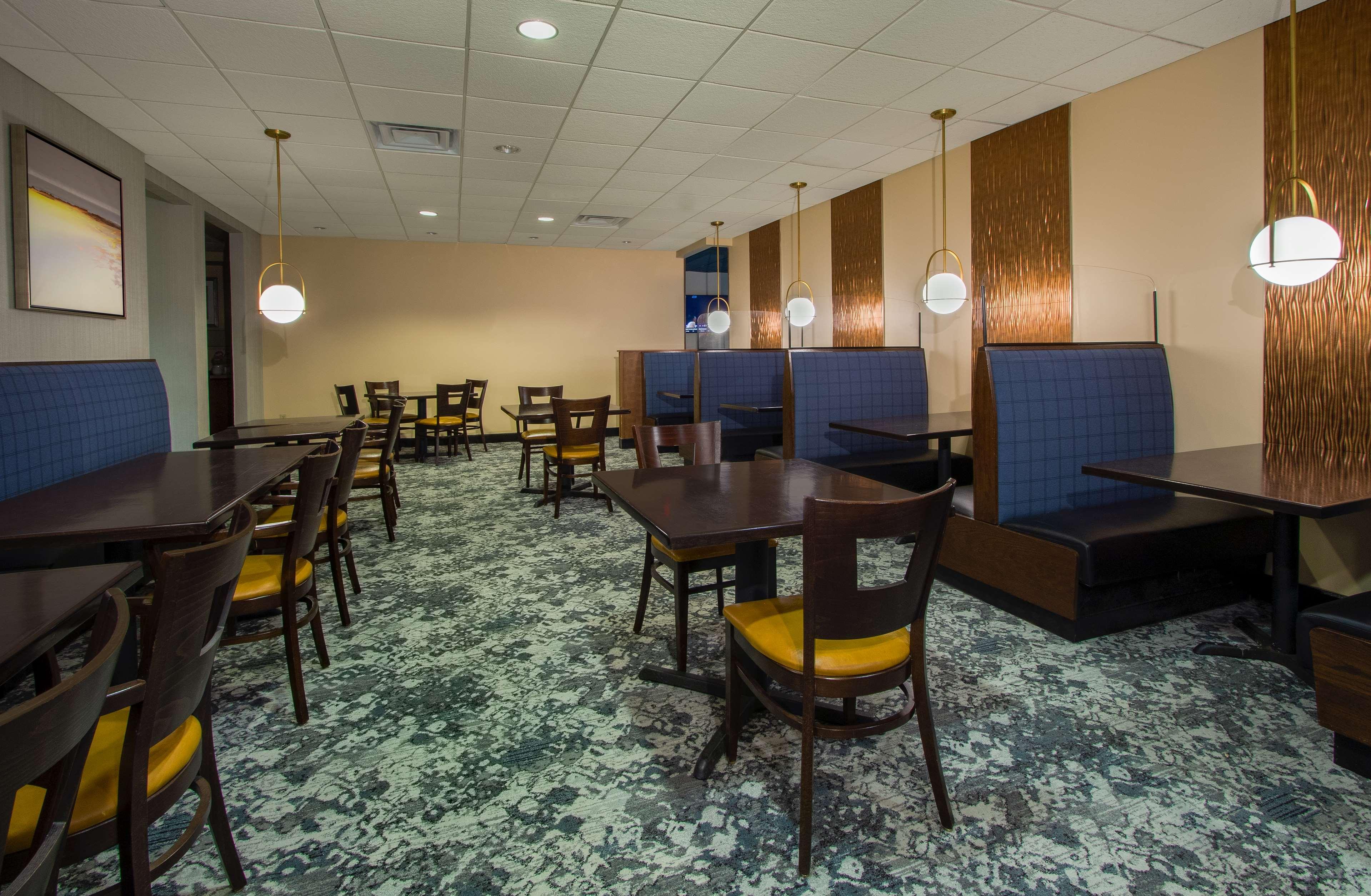 Doubletree By Hilton Newark Hotel Exterior foto