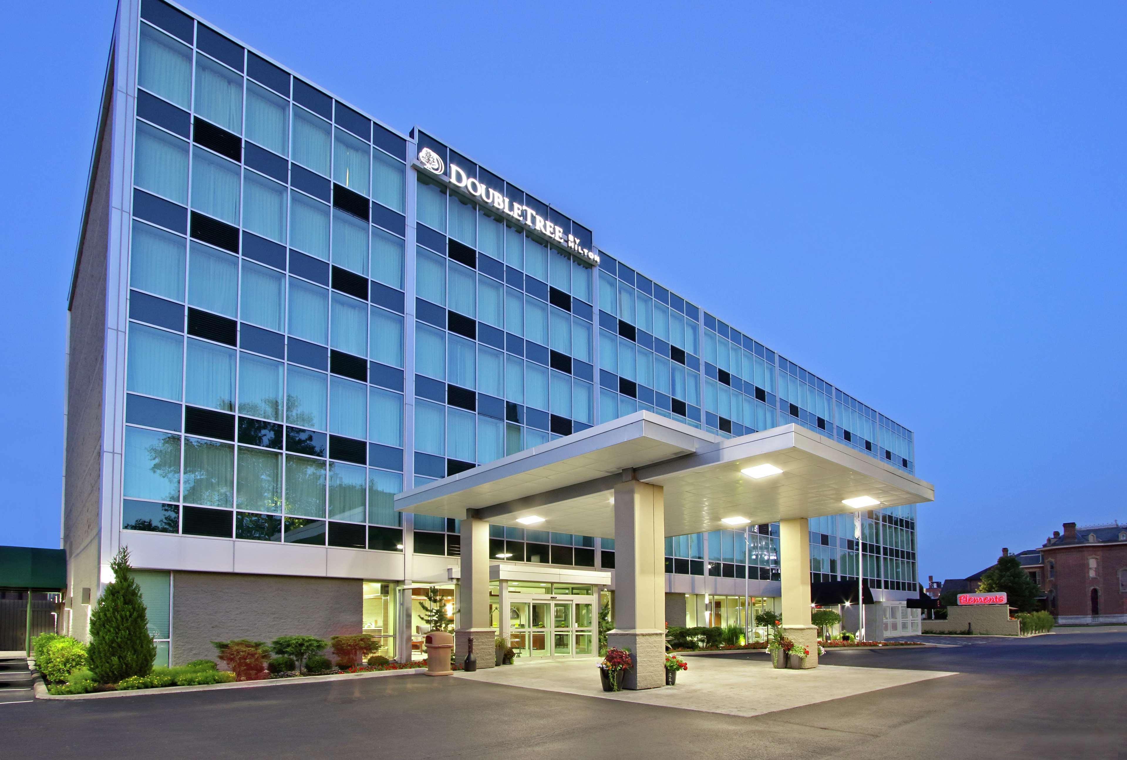 Doubletree By Hilton Newark Hotel Exterior foto