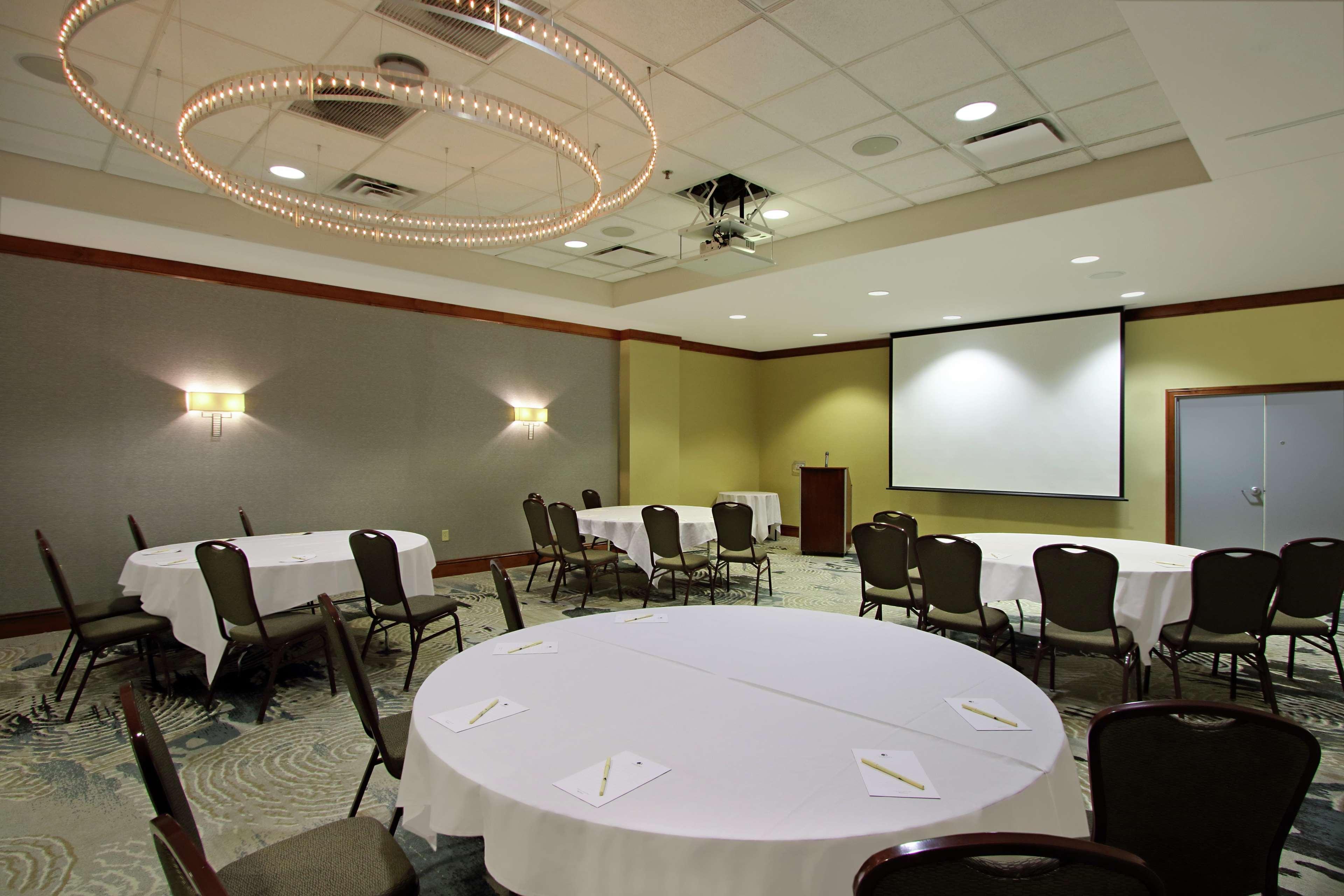 Doubletree By Hilton Newark Hotel Exterior foto